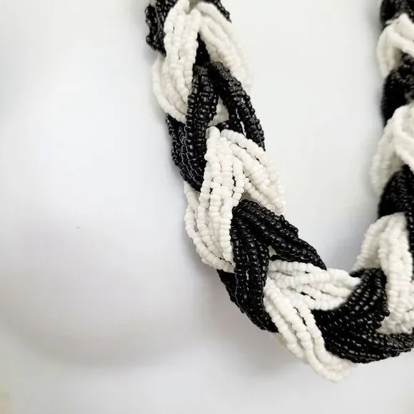2/$20 Vintage 90s Black & White Cable Twist Silver Tone Necklace - Picture 3 of 9